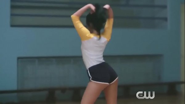 Camila Mendes (Veronica Lodge in Riverdale) – Sex Scenes, Kissing Scenes, Hot Scenes