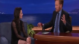 Kristen Stewart – Conan