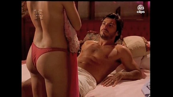 Naked Gabriela Duarte in O Vestido