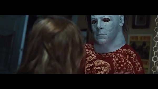 Hanna Hall – Halloween