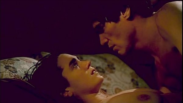 Jennifer Connelly – Waking the Dead