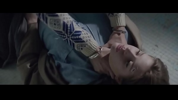 Adèle Exarchopoulos in Fire (2015)