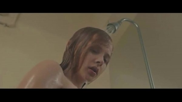 CHLOE GRACE MORETZ – MASTURBATE IN SHOWER ( more at celebahack.ga )