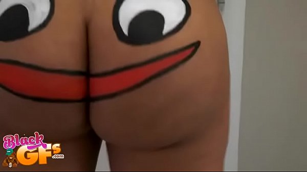 Darksome sweetie wants for fuck