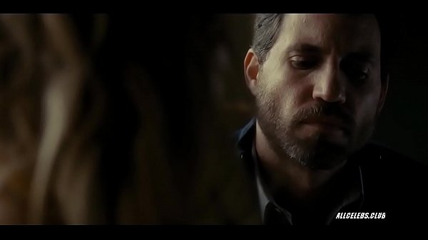 Haley Bennett – The Girl on the Train