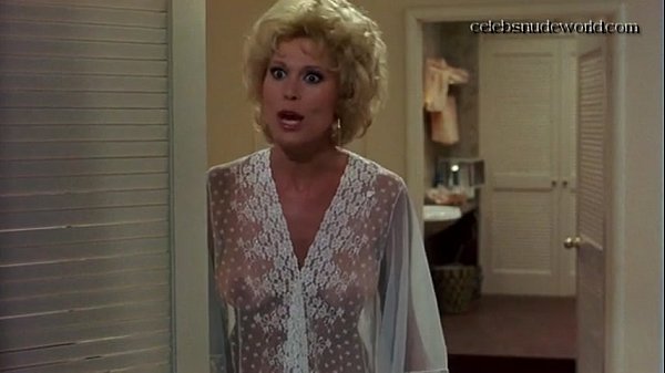 Leslie Easterbrook – Private Resort (1985)