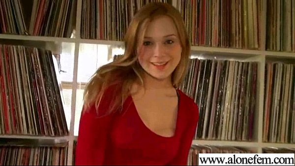 Alone Hot Girl Taped Playing With Sex Toys movie-06