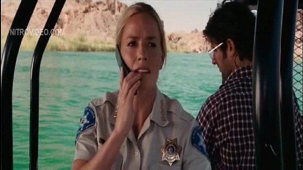 Celeb Kelly Brook nude and wet in Piranha 3D