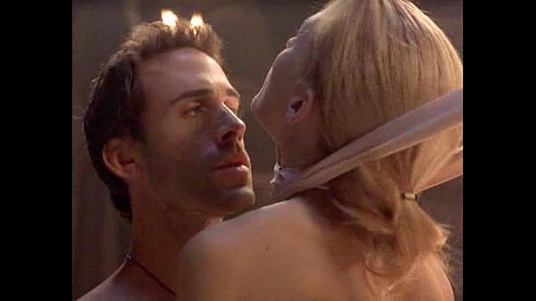 Heather Graham – k. Me Softly (scarf sex)