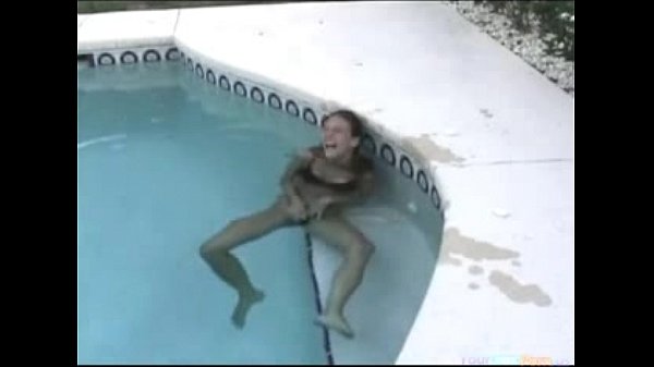 Amateur Teen Taped Masturbating In The Swimming Pool – Free Videos Adult Sex Tube – NONK Tube