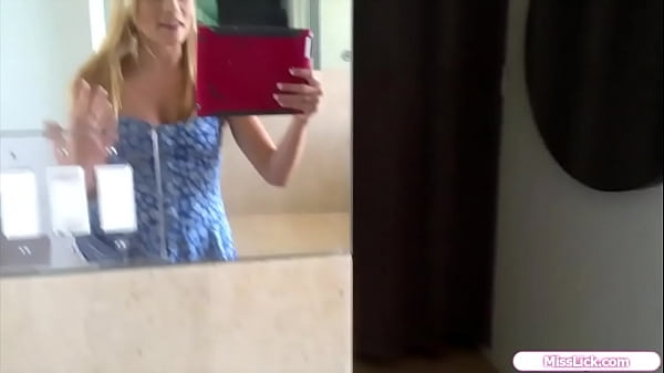 19yo teen records her licking daddys gf